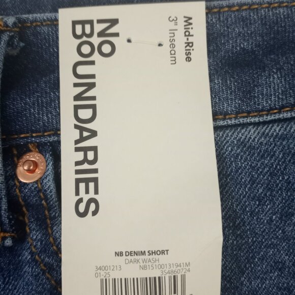 NWT No Boundaries Mid Rise Fringe Hem Denim Shorts Womens 8 Dark Wash Stretch - Picture 6 of 6